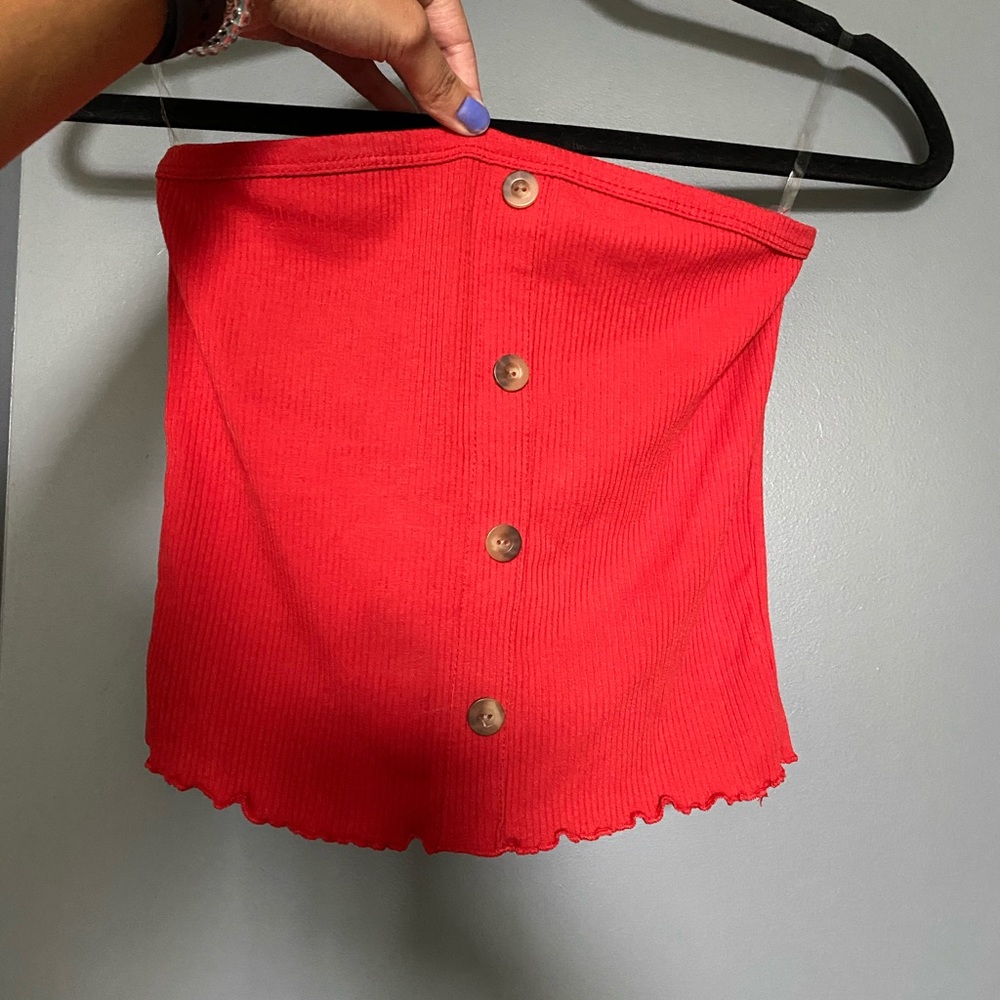 Ribbed Strapless red button down top